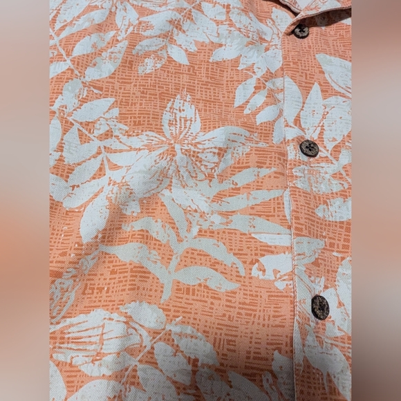 - Bobby Chan 100% Silk Hawaiian Floral Print Button Down Shirt Size Large - Picture 3 of 5